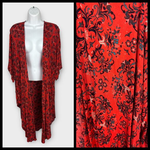 Torrid Red Medallion Crepe Open Front Kimono Sz 1/2 Rayon Floral Mandala Boho - Picture 3 of 7